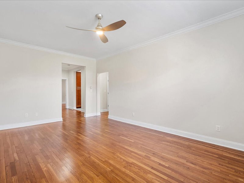 Gallery Photo 29